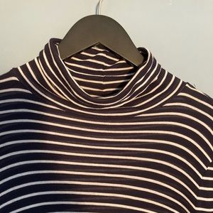 J.Crew Cashmere Blend Turtle Neck (S)